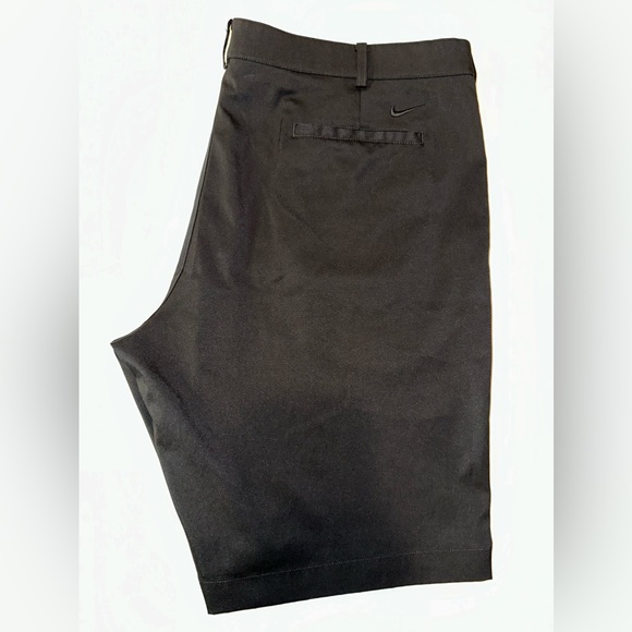 Nike dri fit men’s golf shorts - Picture 4 of 4